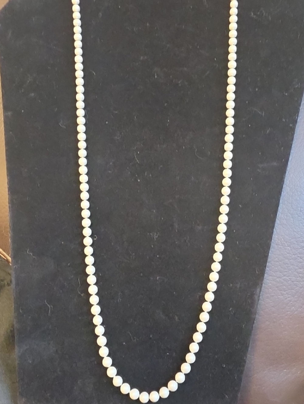 Classic White Pearl Bead Necklace - Timeless Women's Jewelry